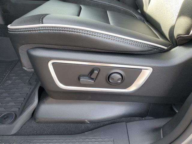 new 2025 Ram 1500 car, priced at $51,999