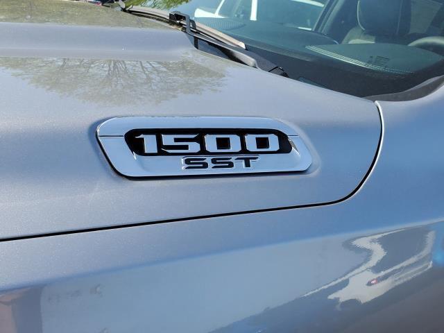 new 2025 Ram 1500 car, priced at $51,999