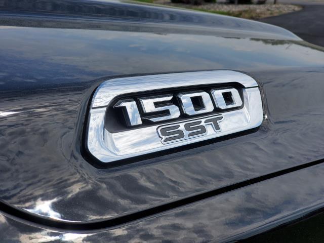 new 2025 Ram 1500 car, priced at $56,963