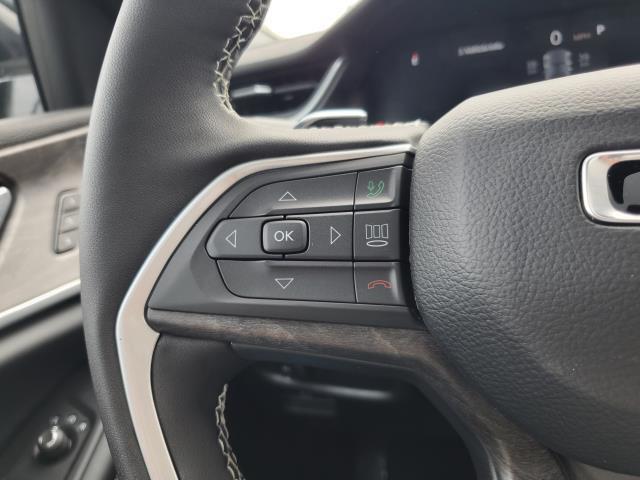 new 2025 Jeep Grand Cherokee car, priced at $46,246