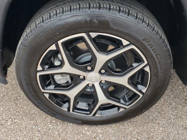 used 2024 Jeep Compass car, priced at $30,997