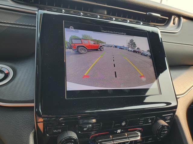 used 2024 Jeep Grand Cherokee car, priced at $35,997