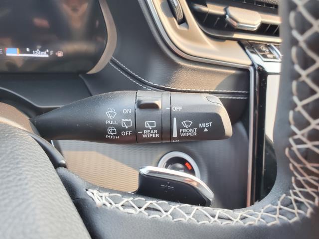 used 2024 Jeep Grand Cherokee car, priced at $35,997