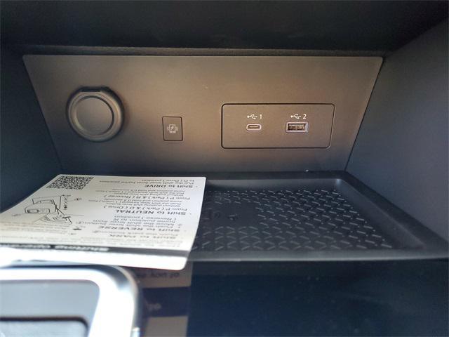 new 2025 Nissan Pathfinder car, priced at $34,670