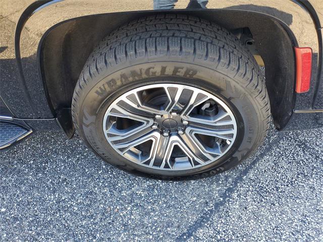 used 2024 Jeep Wagoneer L car, priced at $39,693