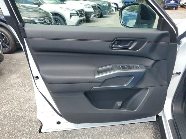 new 2025 Nissan Pathfinder car, priced at $38,787