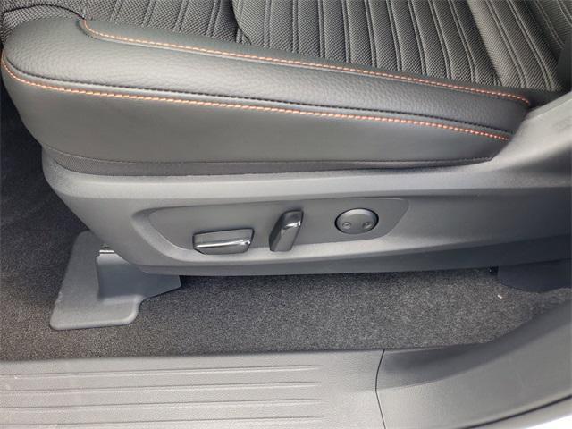 new 2025 Nissan Pathfinder car, priced at $38,787