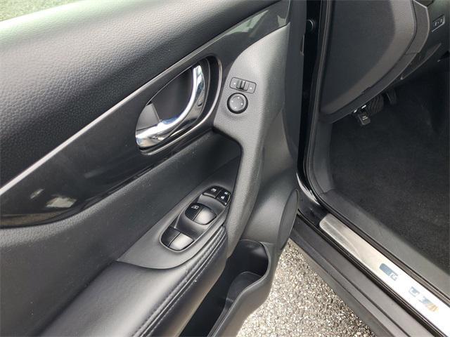 used 2017 Nissan Rogue car, priced at $14,126