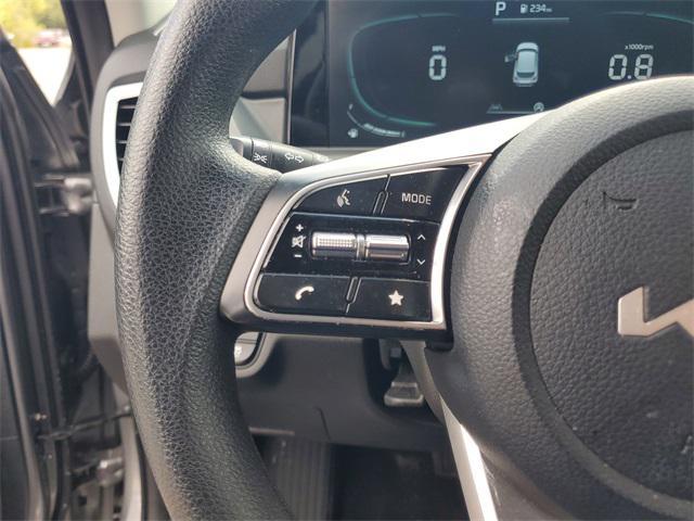 used 2024 Kia Seltos car, priced at $21,057