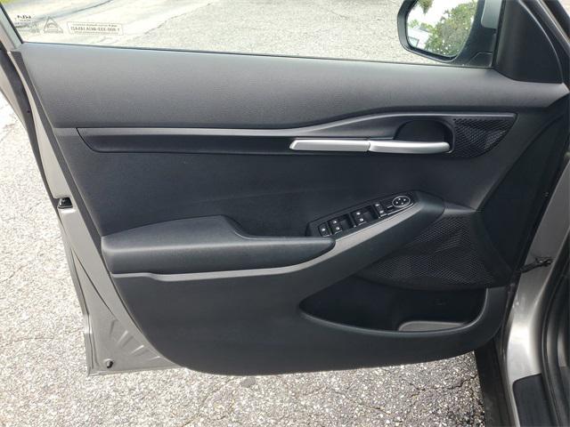 used 2024 Kia Seltos car, priced at $21,057