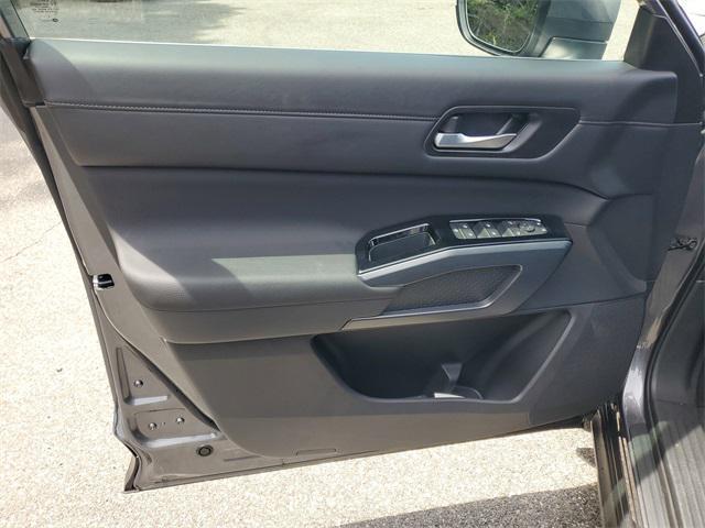used 2025 Nissan Pathfinder car, priced at $42,658