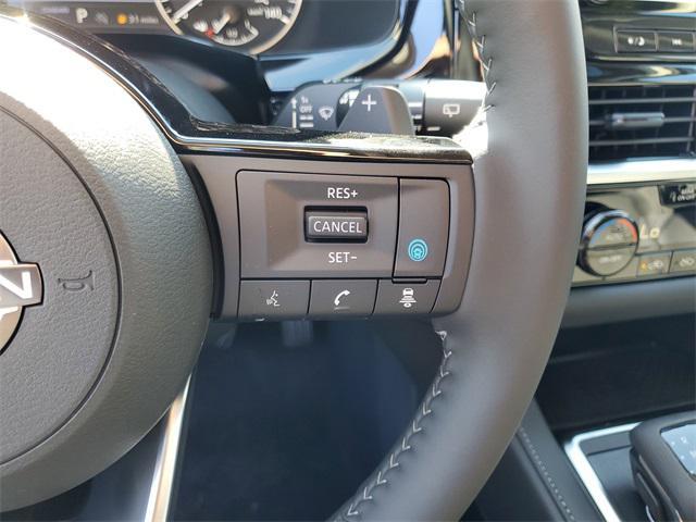 new 2025 Nissan Pathfinder car, priced at $34,185