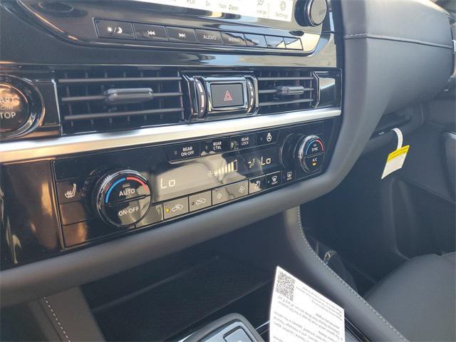 new 2025 Nissan Pathfinder car, priced at $34,185