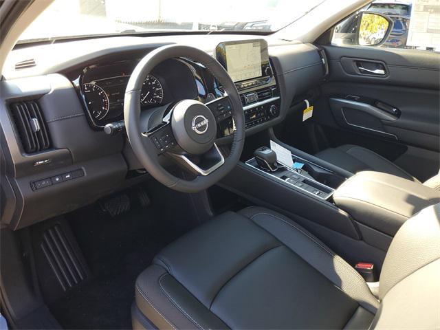 new 2025 Nissan Pathfinder car, priced at $34,185