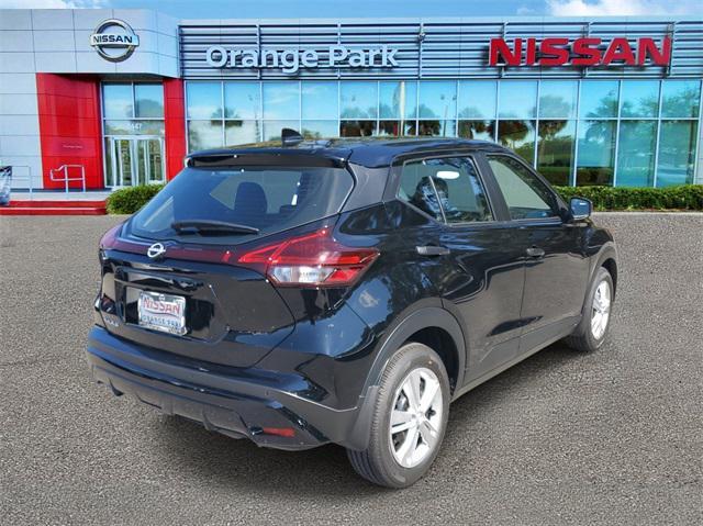 new 2025 Nissan Kicks car, priced at $22,181