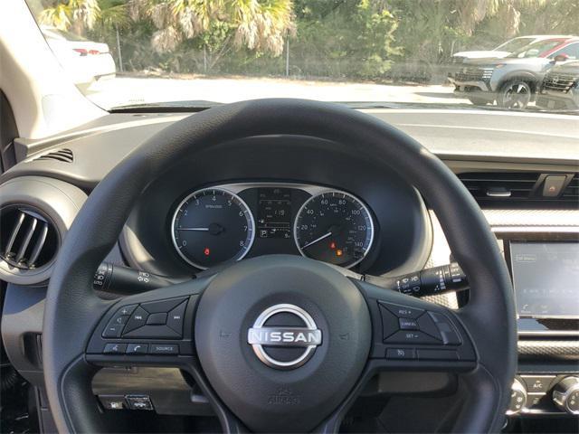 new 2025 Nissan Kicks car, priced at $22,181