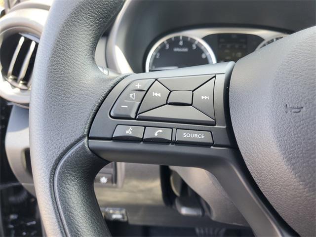 new 2025 Nissan Kicks car, priced at $22,181