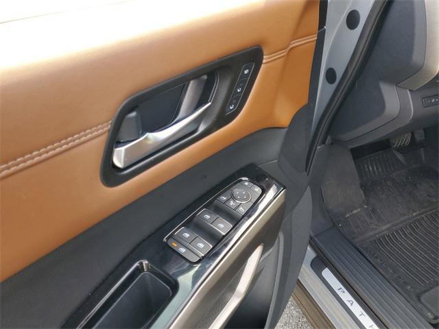 used 2024 Nissan Pathfinder car, priced at $44,991