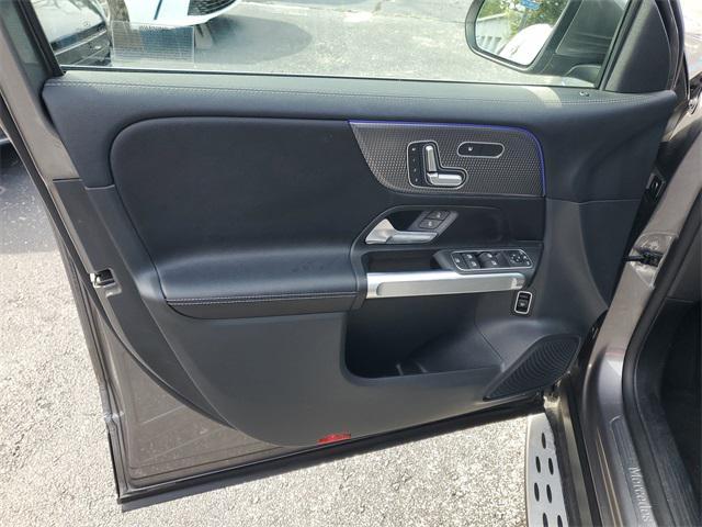 used 2022 Mercedes-Benz GLB 250 car, priced at $27,991