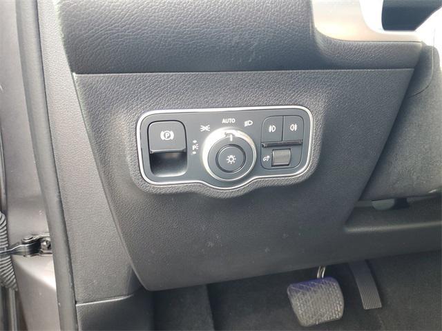 used 2022 Mercedes-Benz GLB 250 car, priced at $27,991