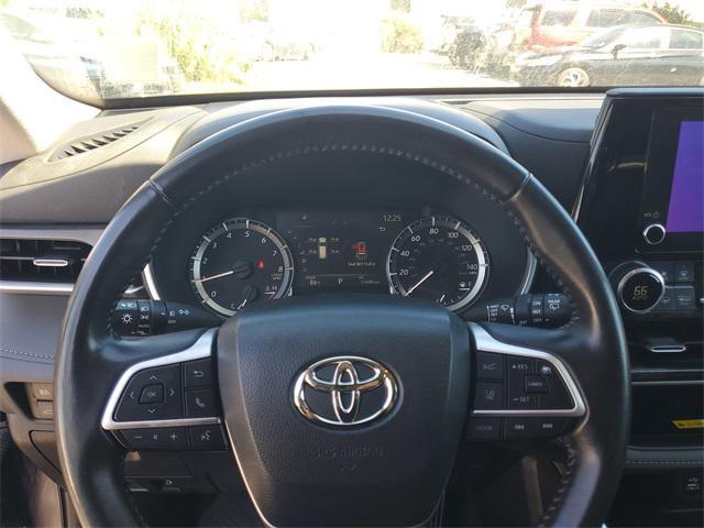 used 2023 Toyota Highlander car, priced at $33,775