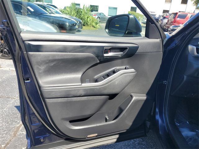 used 2023 Toyota Highlander car, priced at $33,775