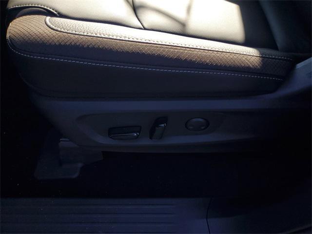 new 2025 Nissan Pathfinder car, priced at $36,280