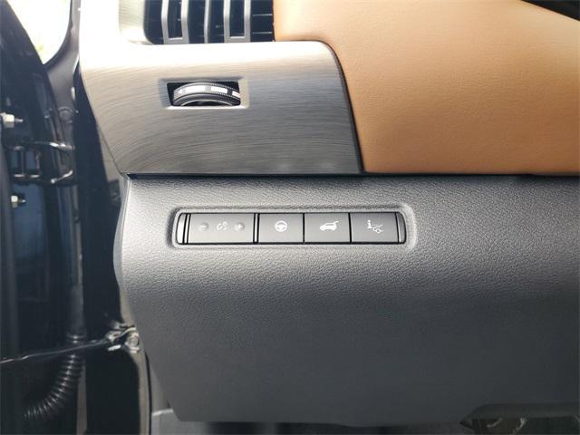 new 2025 Nissan Pathfinder car, priced at $42,395