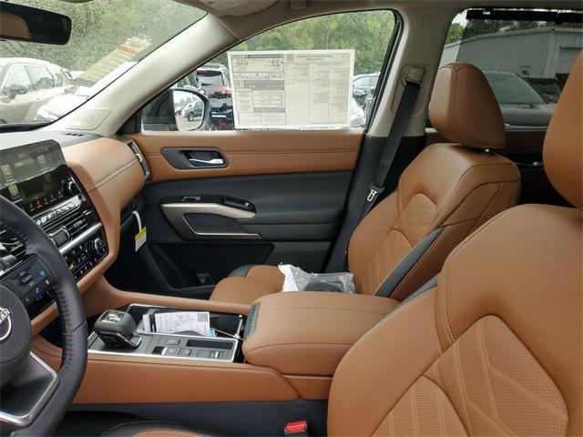 new 2025 Nissan Pathfinder car, priced at $42,395
