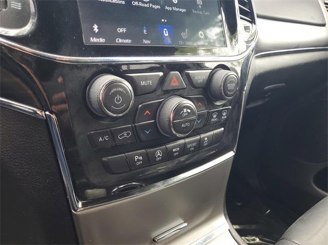 used 2022 Jeep Grand Cherokee car, priced at $23,374