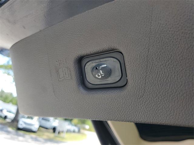 used 2021 Lincoln Nautilus car, priced at $21,991