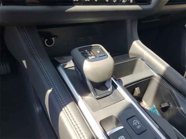 new 2025 Nissan Pathfinder car, priced at $43,476