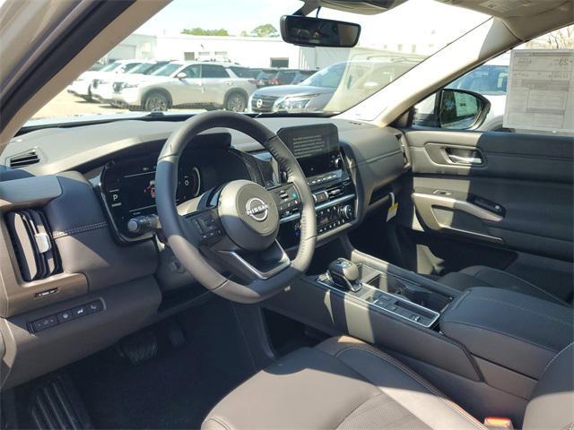 new 2025 Nissan Pathfinder car, priced at $43,476
