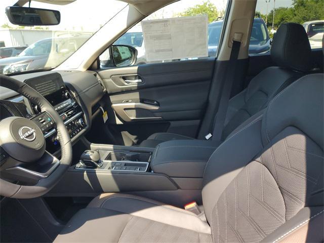 new 2025 Nissan Pathfinder car, priced at $43,476
