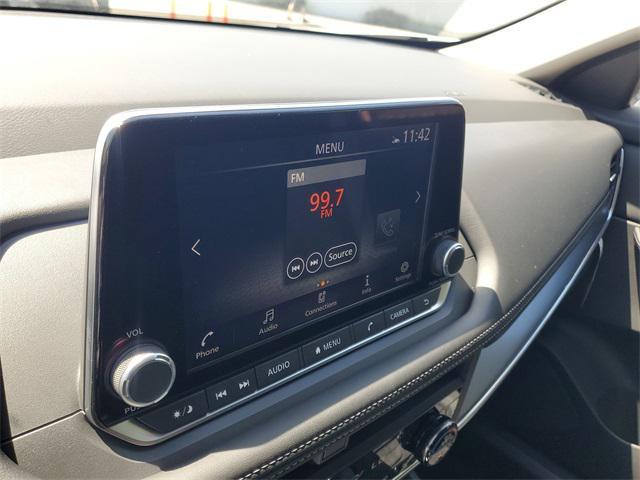 new 2025 Nissan Rogue car, priced at $32,177