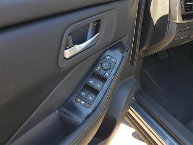 new 2026 Nissan Rogue car, priced at $29,159