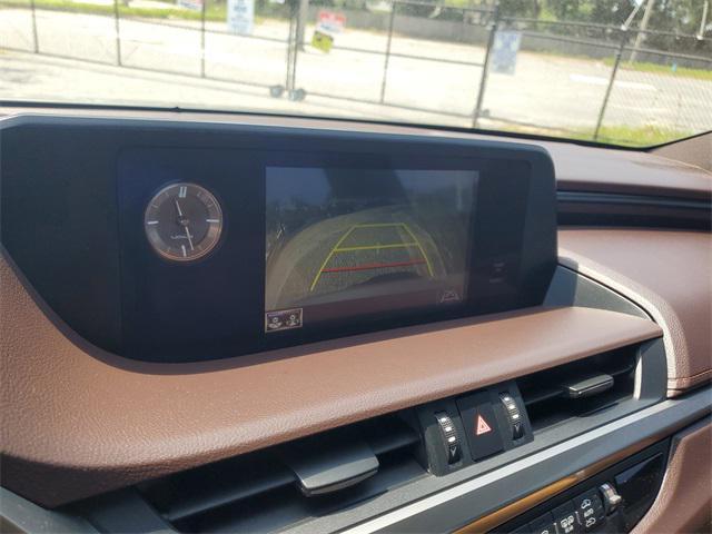 used 2020 Lexus ES 350 car, priced at $29,893
