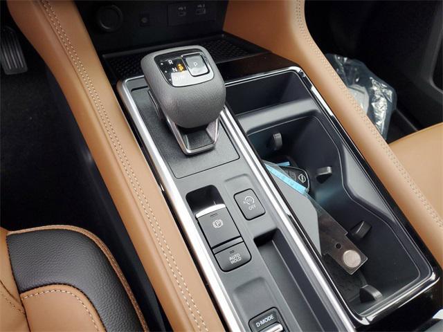 new 2025 Nissan Pathfinder car, priced at $42,418