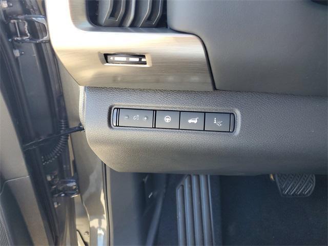 new 2025 Nissan Pathfinder car, priced at $42,730