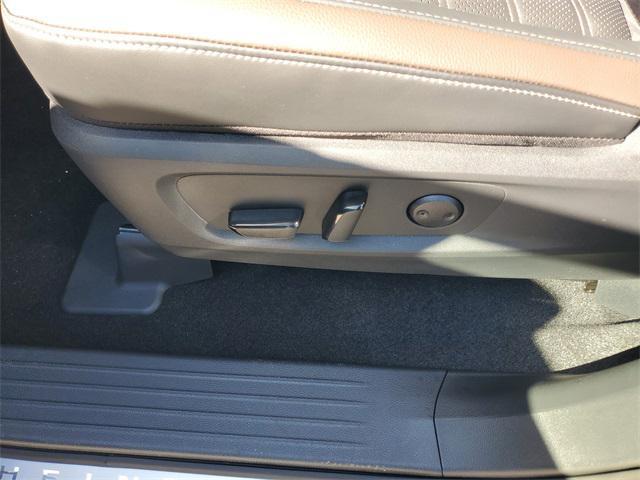 new 2025 Nissan Pathfinder car, priced at $42,730