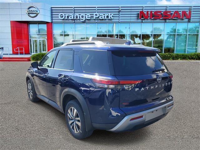 new 2025 Nissan Pathfinder car, priced at $34,185