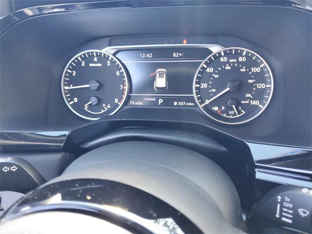 new 2025 Nissan Pathfinder car, priced at $34,185