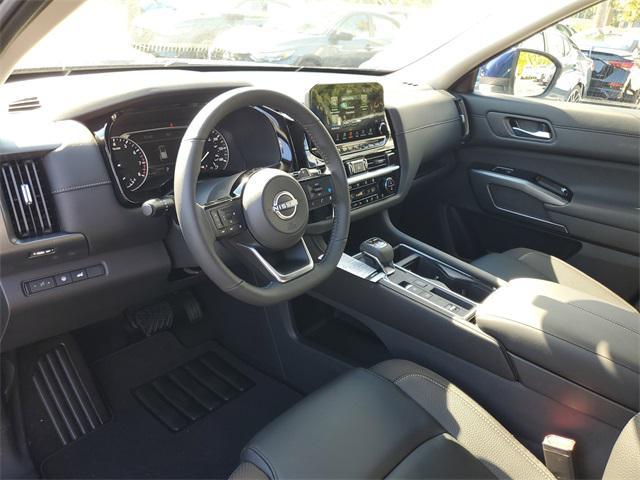 new 2025 Nissan Pathfinder car, priced at $34,185