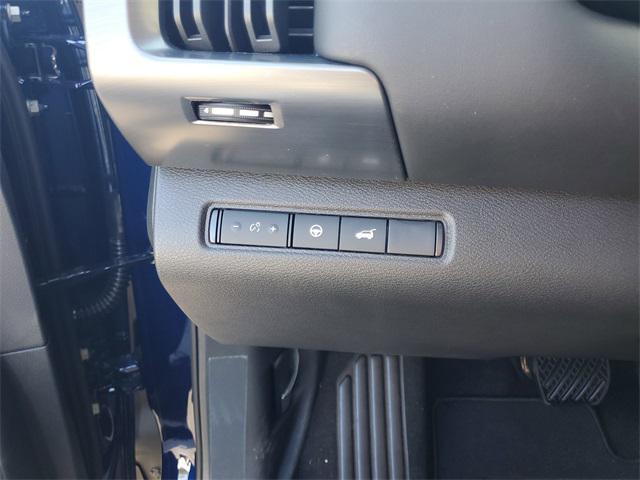 new 2025 Nissan Pathfinder car, priced at $34,185