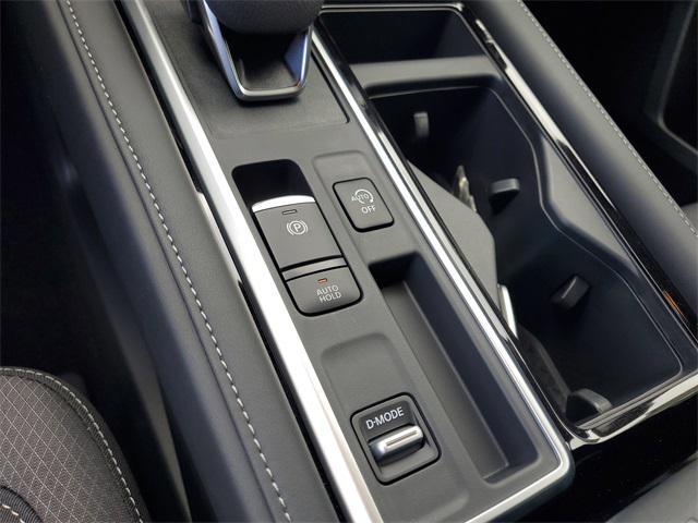 new 2025 Nissan Pathfinder car, priced at $35,294
