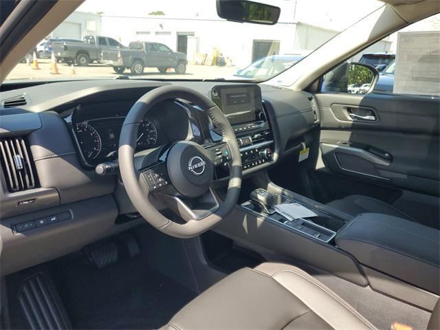 new 2025 Nissan Pathfinder car, priced at $41,936