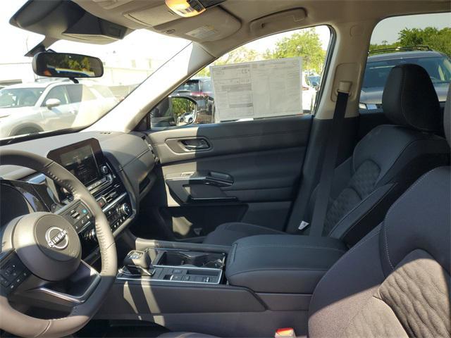 new 2025 Nissan Pathfinder car, priced at $34,329