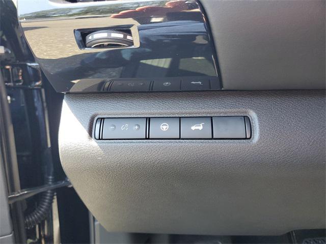 new 2025 Nissan Pathfinder car, priced at $34,329