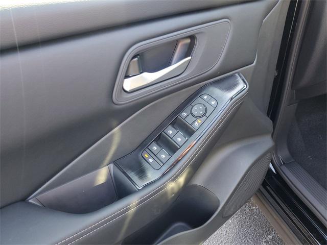 new 2026 Nissan Rogue car, priced at $27,918