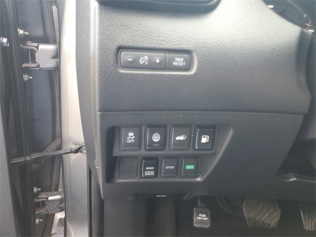 used 2019 Nissan Rogue car, priced at $13,514